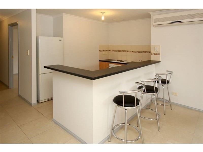 4 White Crescent, Seacombe Gardens SA 5047