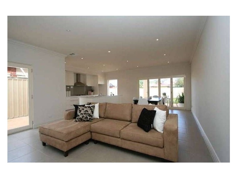 2 Gore Street, Glenelg North SA 5045