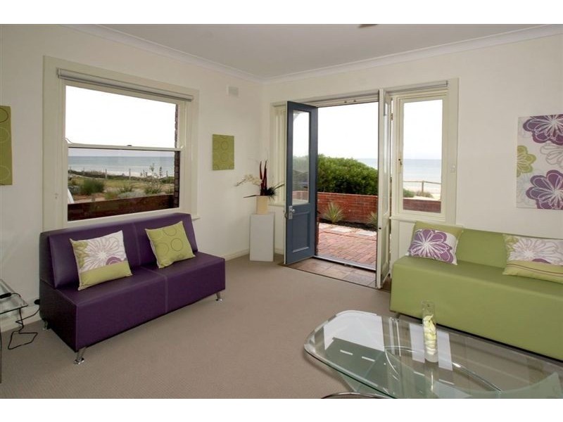 2/385 Esplanade, Henley Beach SA 5022