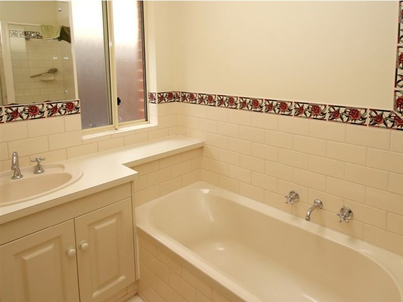 4/15 Hazel Terrace, Henley Beach South SA 5022