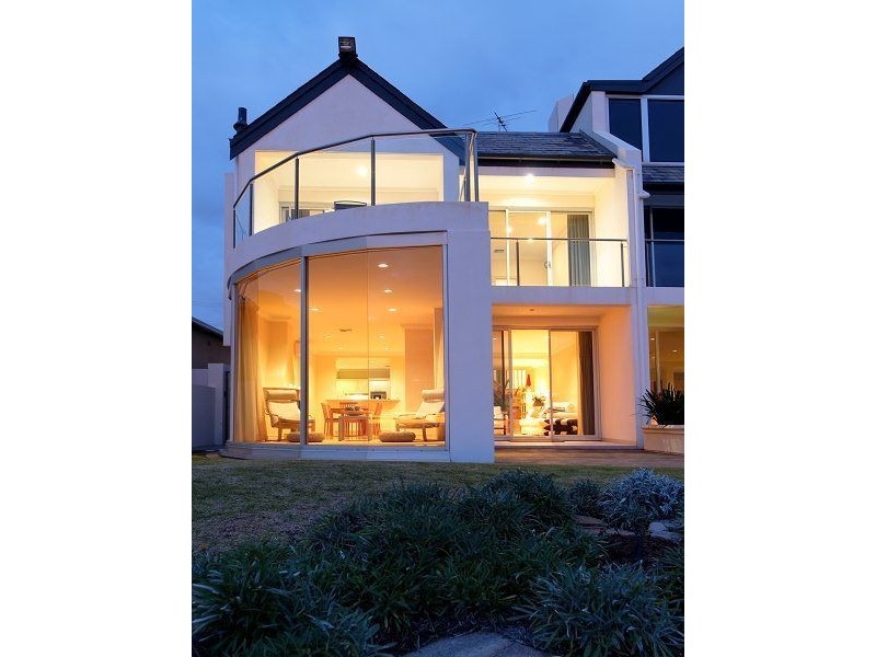 4/367 Esplanade, Henley Beach SA 5022