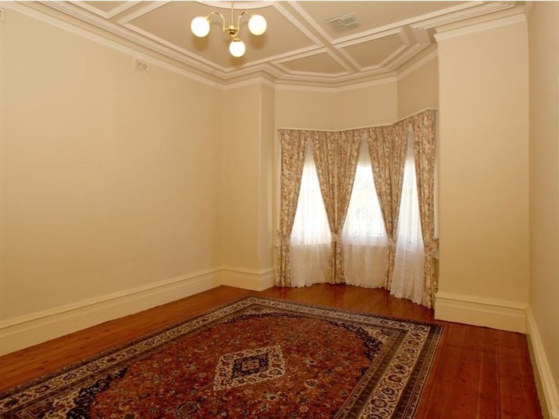 15 Augusta Street, Glenelg SA 5045