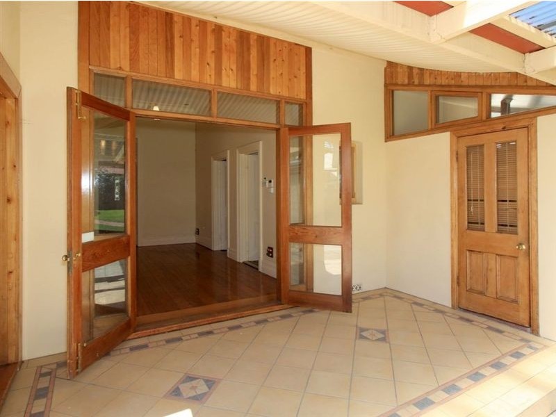 15 Augusta Street, Glenelg SA 5045