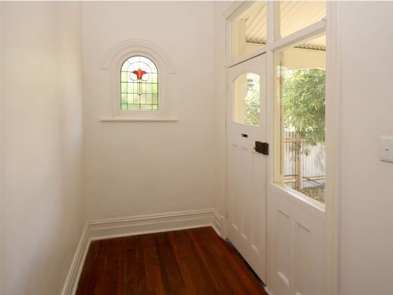 8 Whaddon Road, Brooklyn Park SA 5032