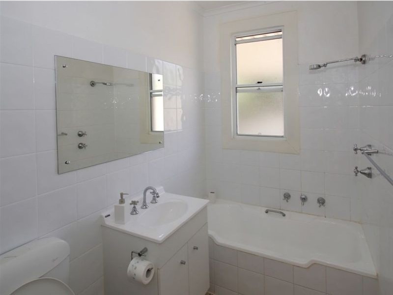 8 Whaddon Road, Brooklyn Park SA 5032