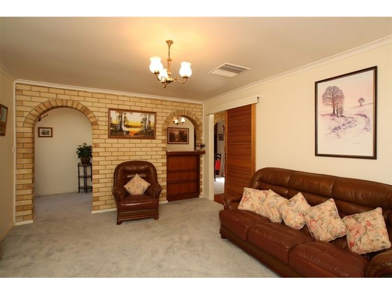 11 Taeping Street, Hallett Cove SA 5158