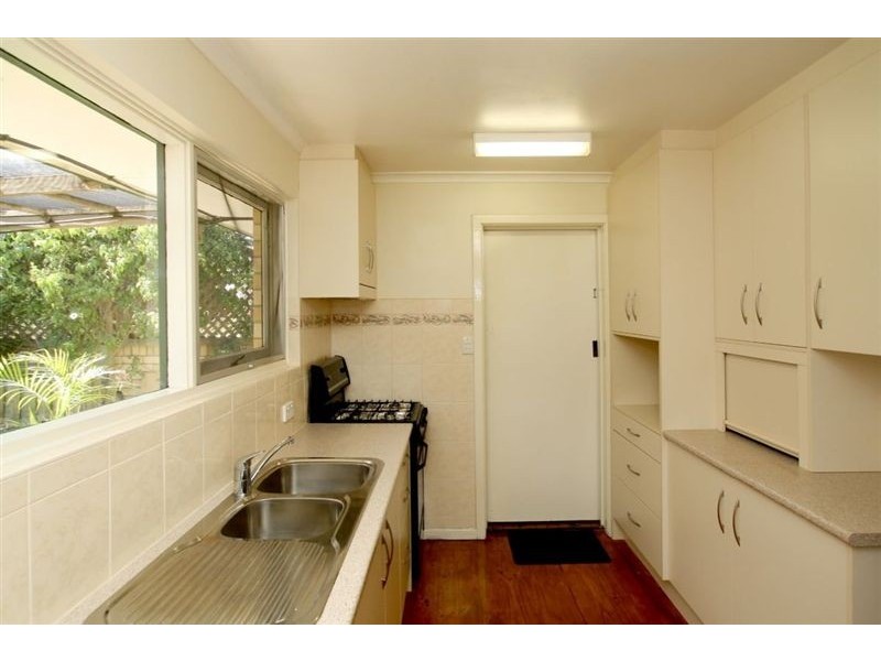 11 Taeping Street, Hallett Cove SA 5158