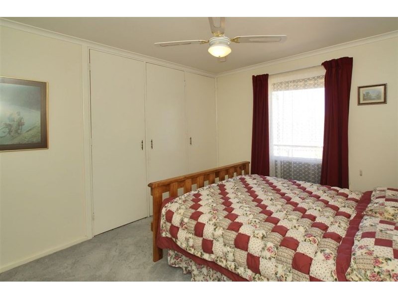 11 Taeping Street, Hallett Cove SA 5158