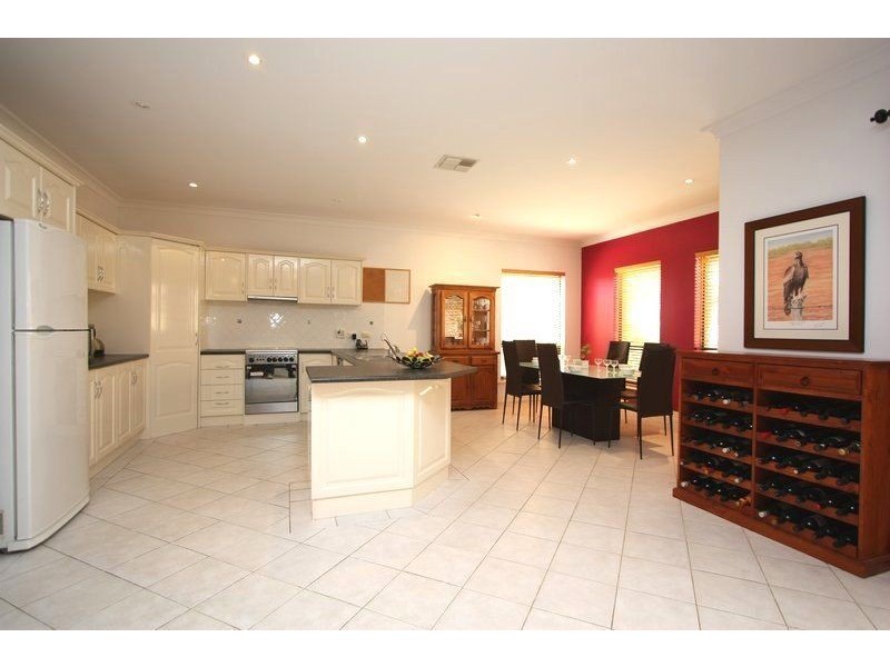 6 Cowell Crescent, Pasadena SA 5042