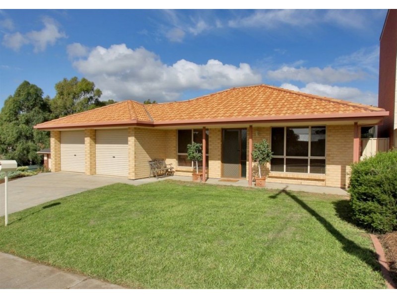 6 Aaron Avenue, Darlington SA 5047