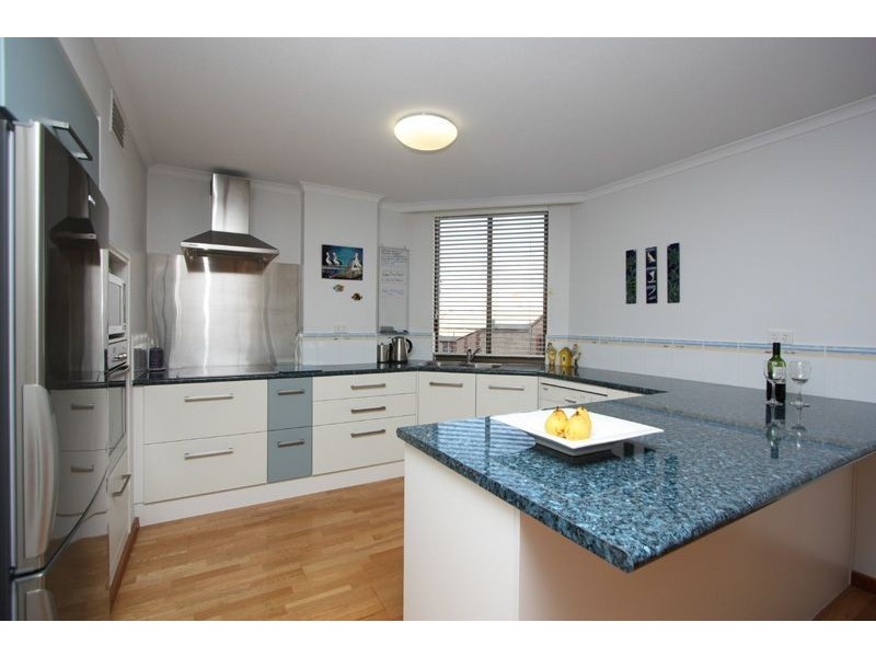 6/5-11 Colley Tce, Glenelg SA 5045