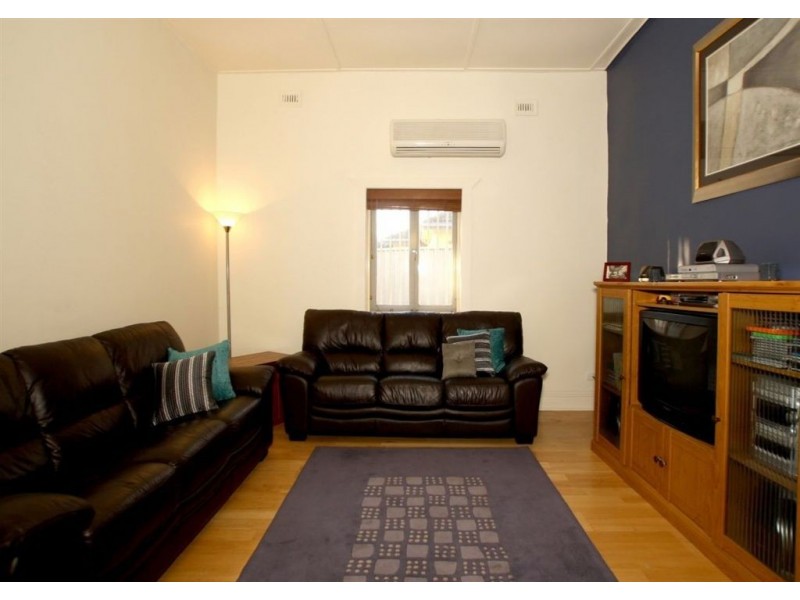11 Newhaven Tce, South Brighton SA 5048
