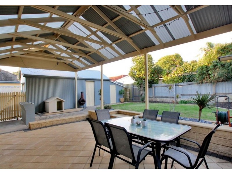 11 Newhaven Tce, South Brighton SA 5048
