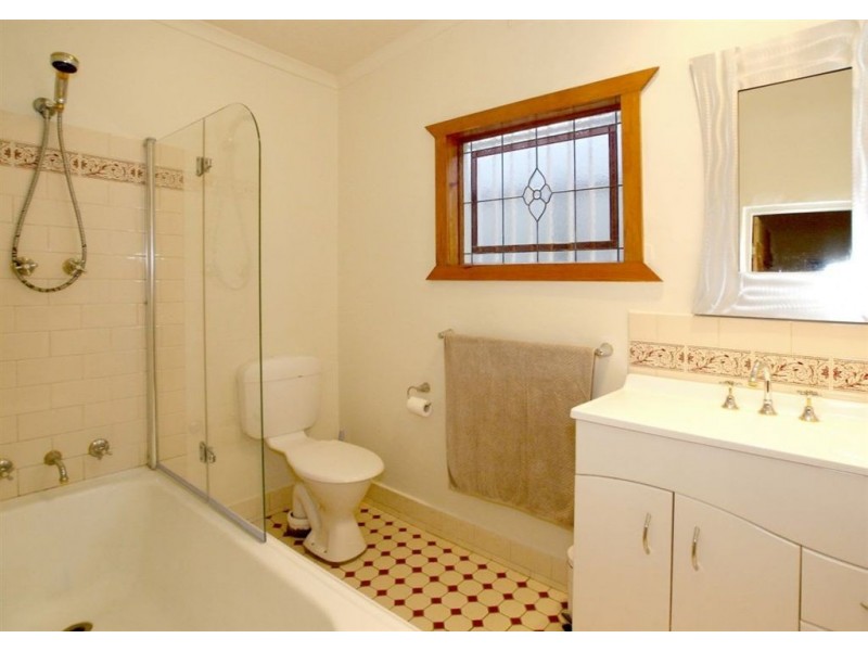 11 Newhaven Tce, South Brighton SA 5048