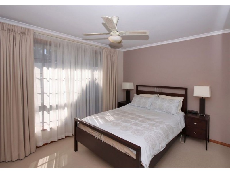 44 Oakvale Way, Hallett Cove SA 5158