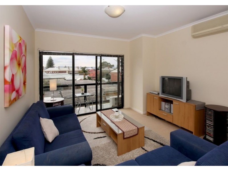 7/17 Colley Tce, Glenelg SA 5045