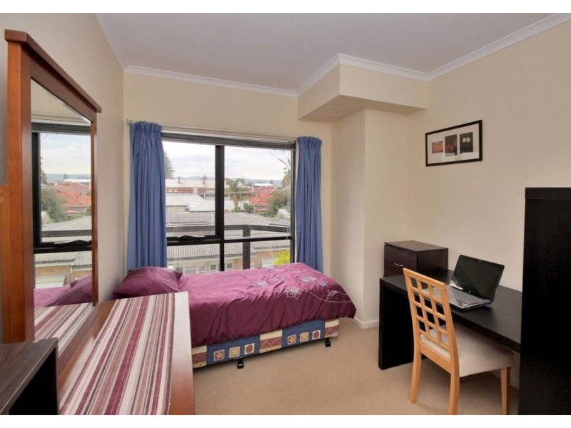 7/17 Colley Tce, Glenelg SA 5045