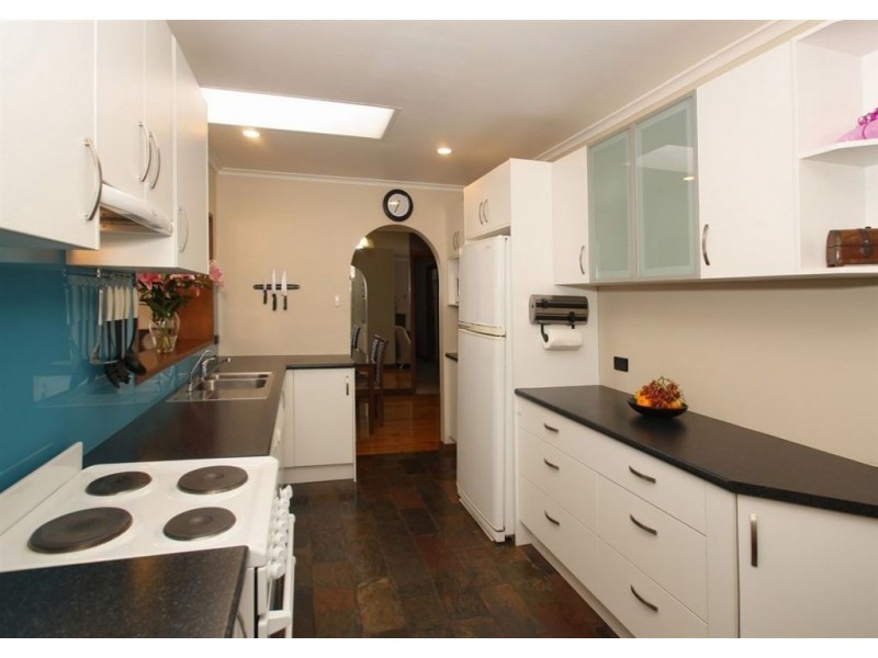 22 Windermere Avenue, Novar Gardens SA 5040