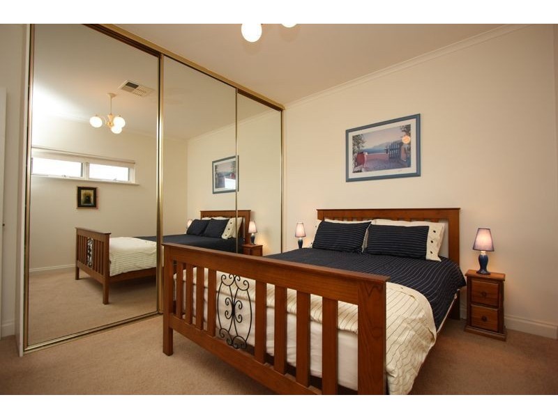 2/3 Patawilya Grove, Glenelg South SA 5045