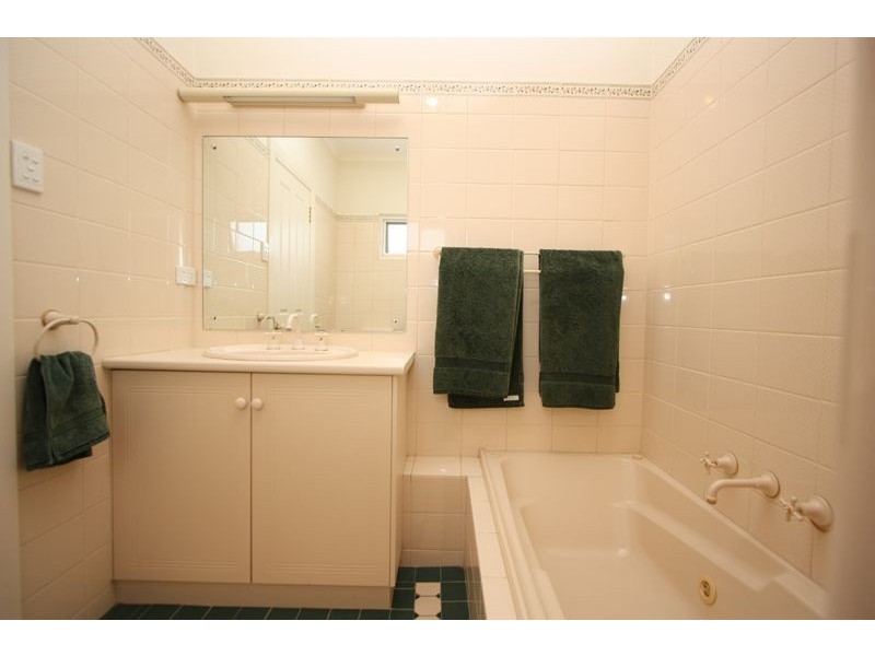 2/3 Patawilya Grove, Glenelg South SA 5045