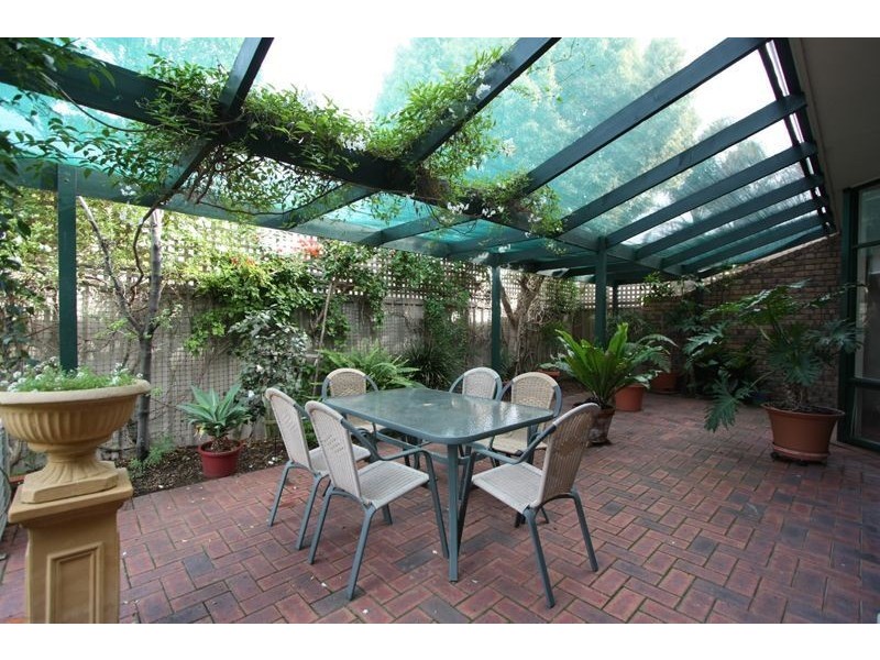 2/3 Patawilya Grove, Glenelg South SA 5045