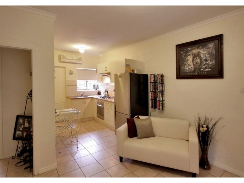 2/14 Chambers Street, Marion SA 5043