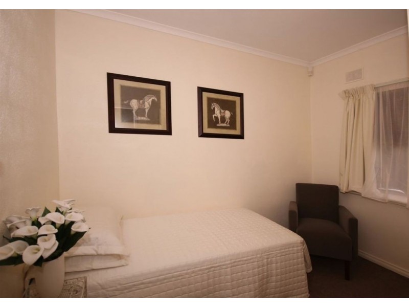 2/14 Chambers Street, Marion SA 5043