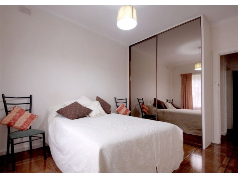 12 Warren Avenue, Glenelg North SA 5045