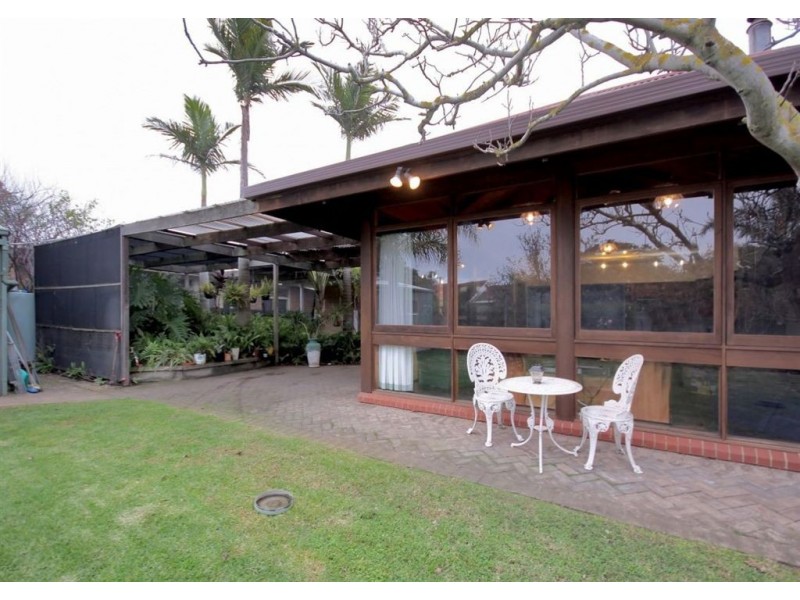 12 Warren Avenue, Glenelg North SA 5045