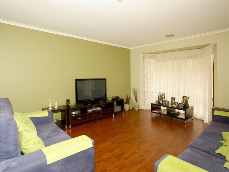 8 Ridge Place, Aberfoyle Park SA 5159