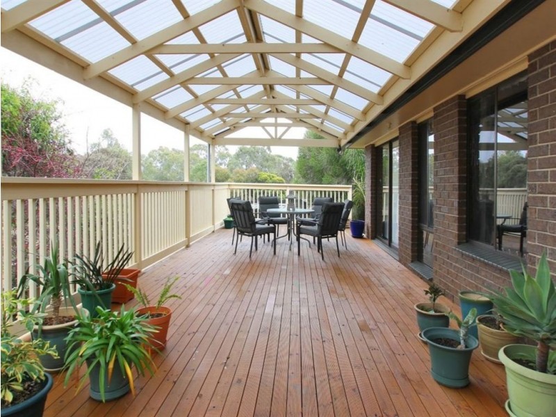 8 Ridge Place, Aberfoyle Park SA 5159
