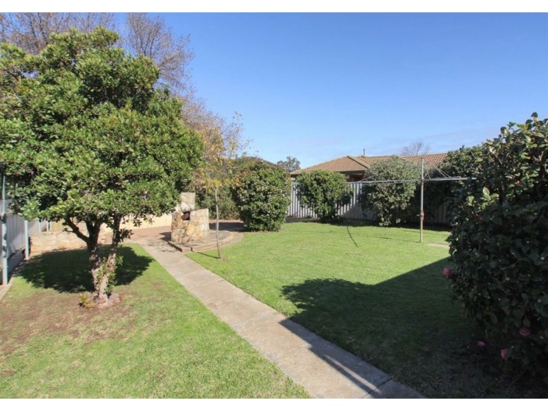 6 Kent Avenue, Warradale SA 5046