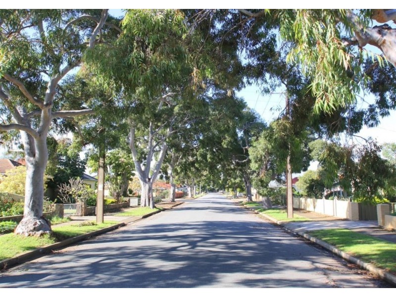 6 Kent Avenue, Warradale SA 5046