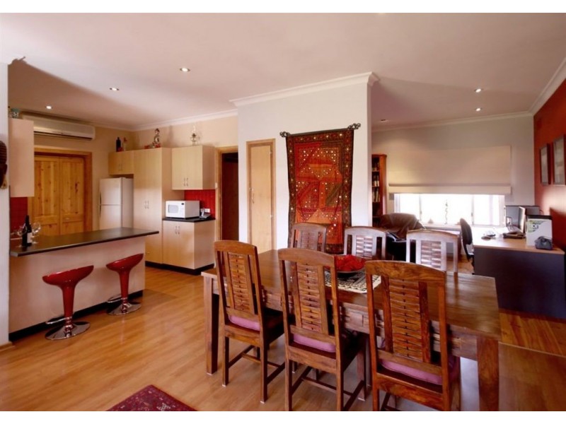 38 Wallala Avenue, Park Holme SA 5043