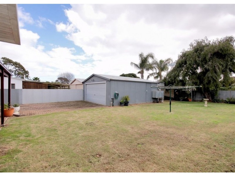 18 Chamberlain Avenue, Clarence Gardens SA 5039