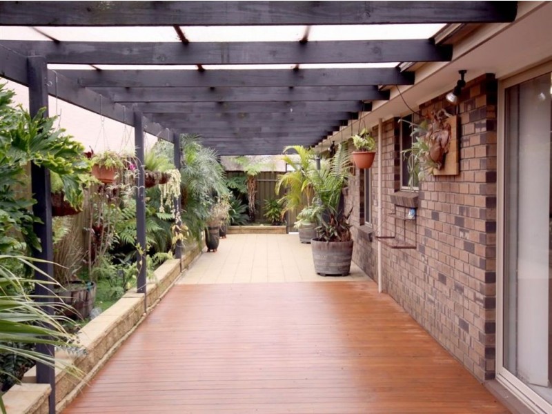 5 Ebony Court, Woodcroft SA 5162