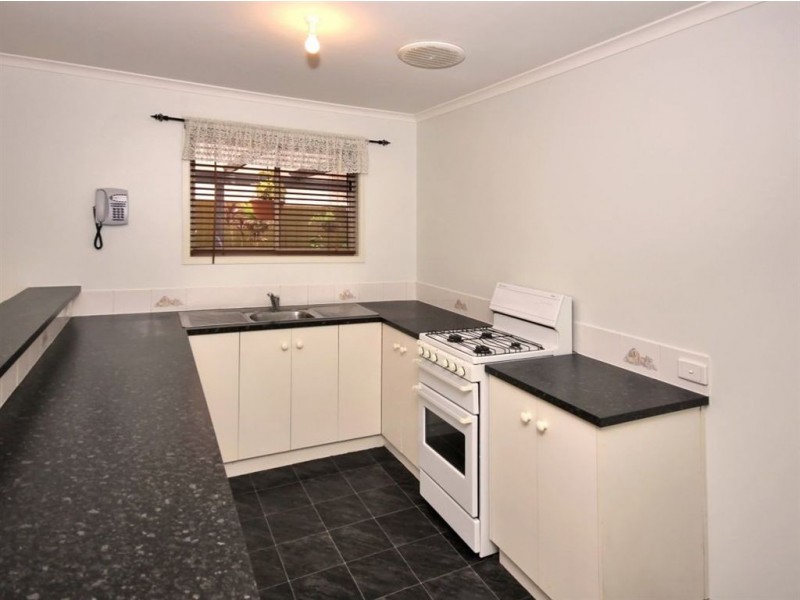 5 Ebony Court, Woodcroft SA 5162