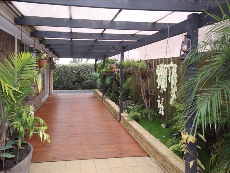 5 Ebony Court, Woodcroft SA 5162