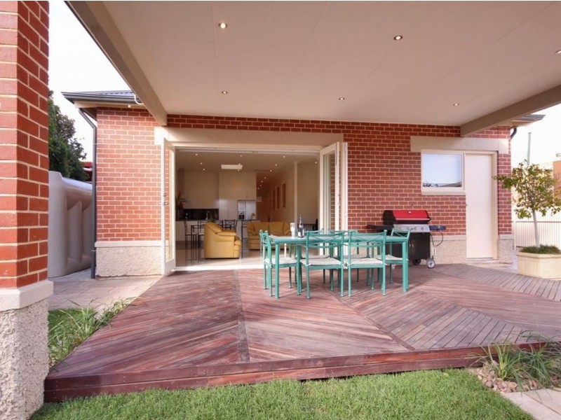 8 Lysle Street, Brooklyn Park SA 5032