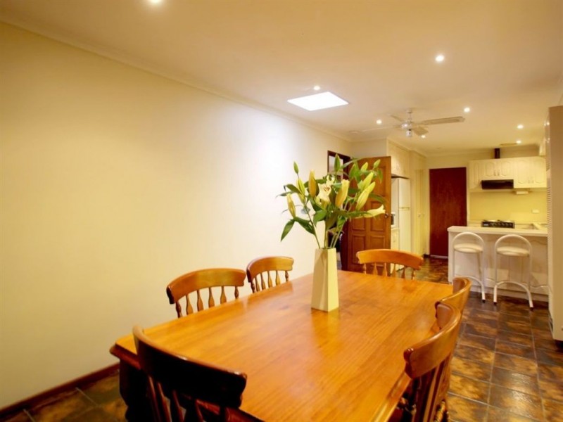 43 Horseshoe Drive, Aberfoyle Park SA 5159