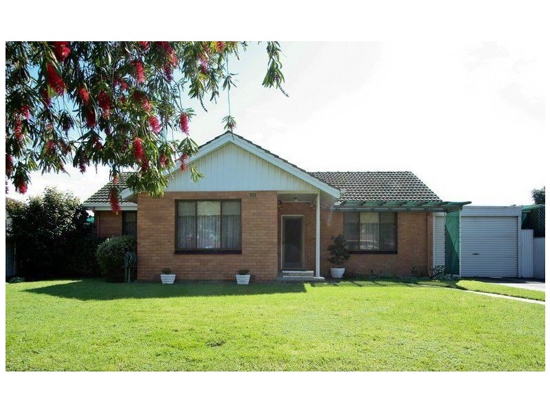 10 Oakmont Crescent, Novar Gardens SA 5040