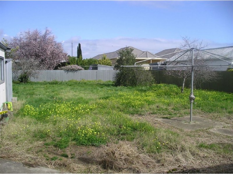 10 Tarranna Avenue, Park Holme SA 5043