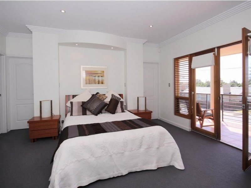 25 Richardson Avenue, Glenelg North SA 5045