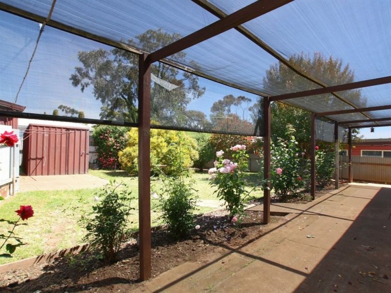 16 Bower Court, Morphett Vale SA 5162