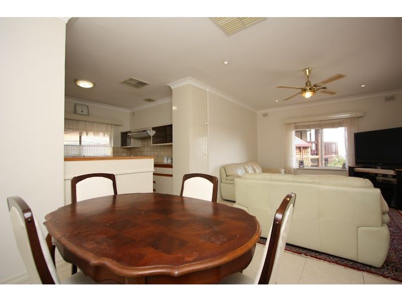 24A Alpha Crescent, Panorama SA 5041