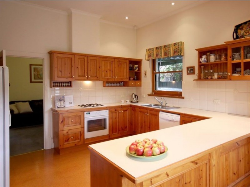 10 The Crescent, Hove SA 5048