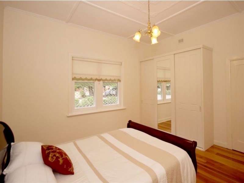 34 Dinwoodie Avenue, Clarence Gardens SA 5039