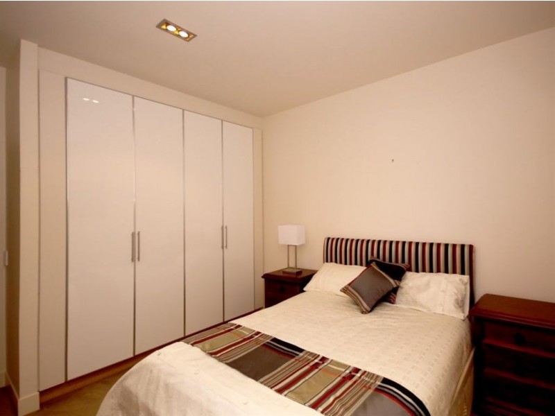2.2/8-9 North Esplanade, Glenelg North SA 5045