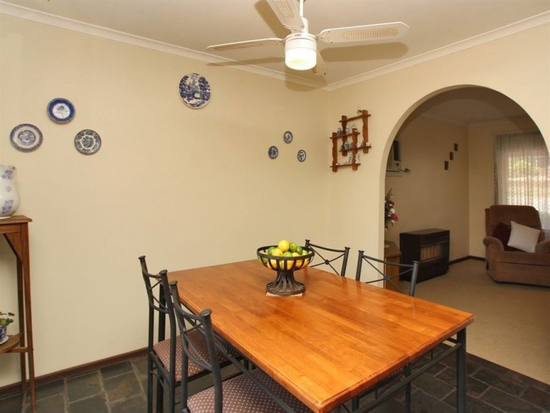 38 Kathryn Drive, Morphett Vale SA 5162