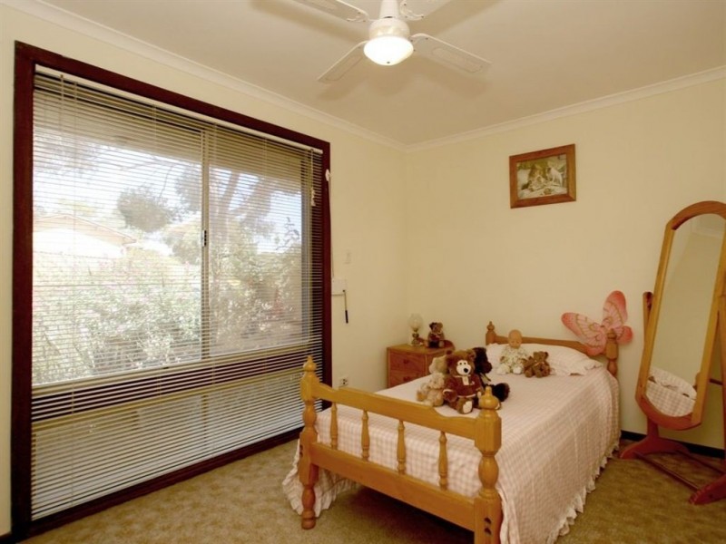 38 Kathryn Drive, Morphett Vale SA 5162